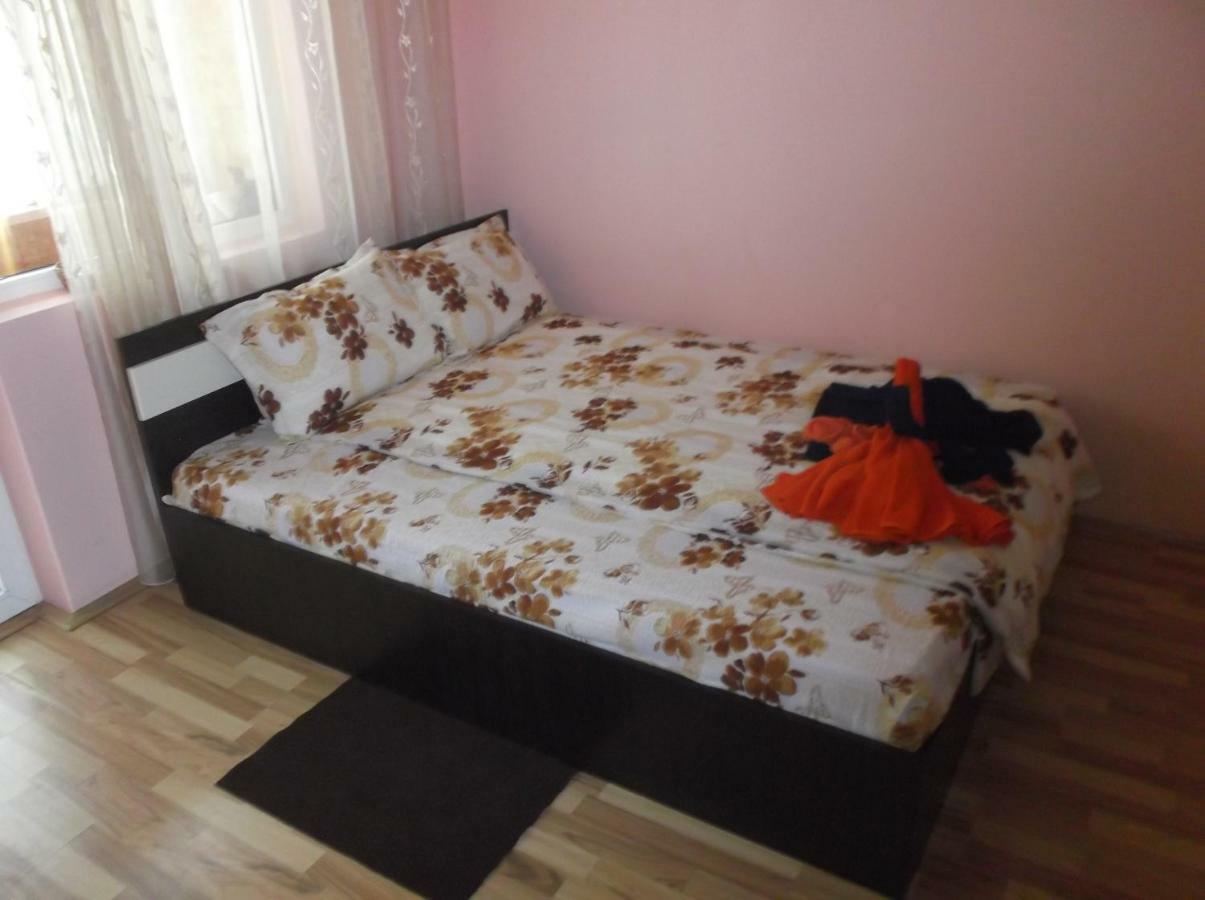 Apartament 2 Camere Semidecomandat "La Gicu" Суліна Екстер'єр фото